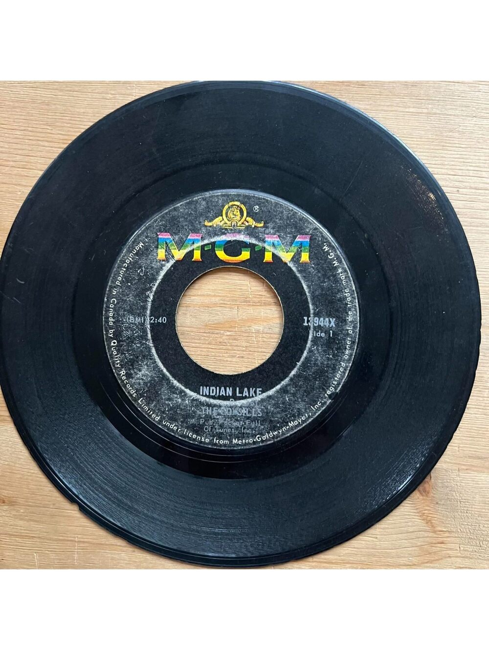 The Cowsills - Indian Lake/Newspaper Blanket 45rpm VG+ R14